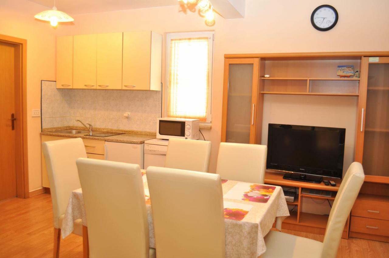Apartments Ivica Makarska Zewnętrze zdjęcie
