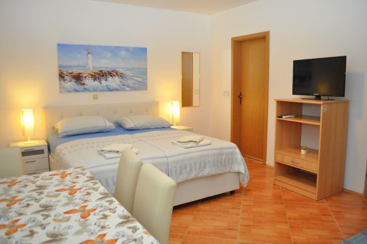 Apartments Ivica Makarska Zewnętrze zdjęcie