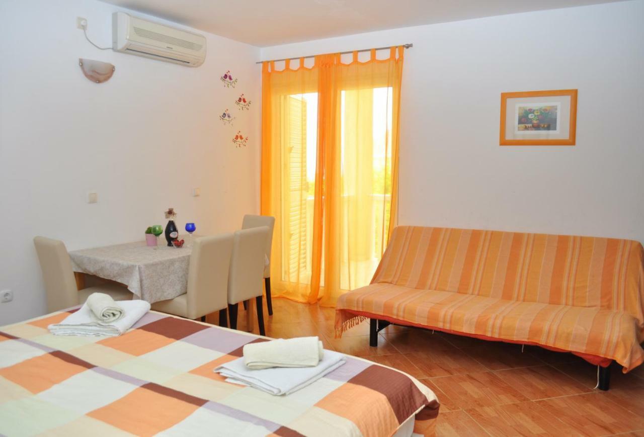 Apartments Ivica Makarska Zewnętrze zdjęcie